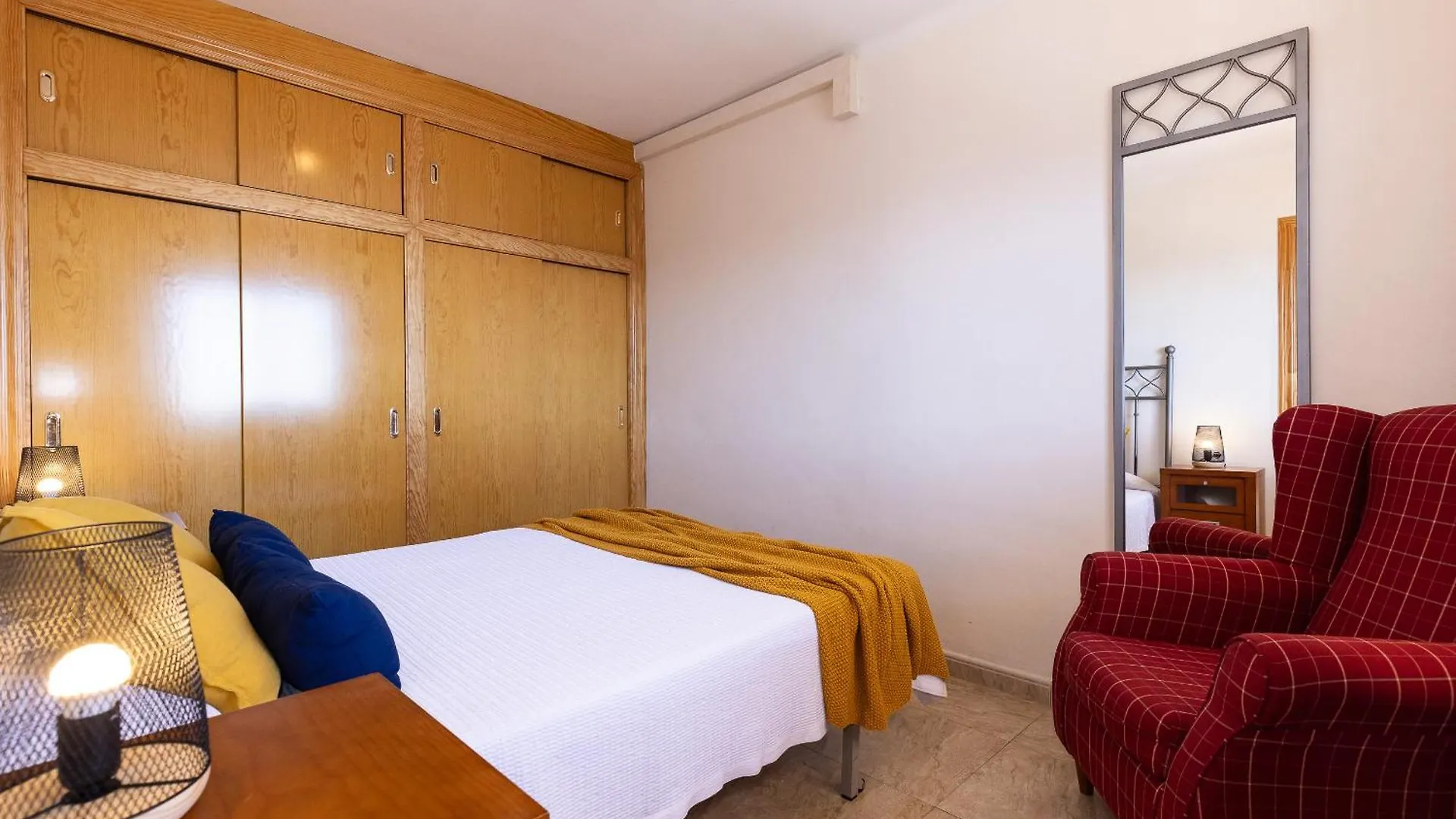 Uhc Virgen Del Carmen Apartments Cambrils